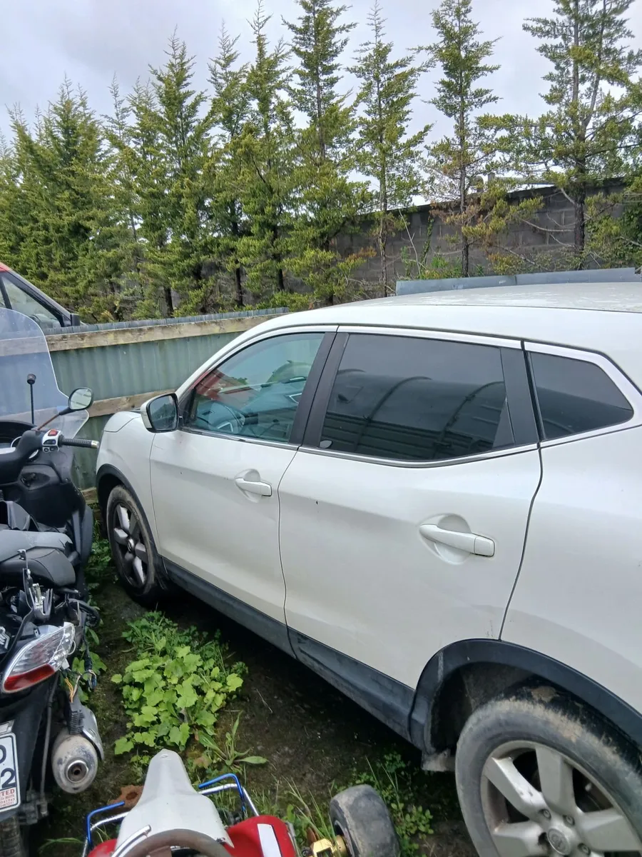 Nissan Qashqai 2014 - Image 2