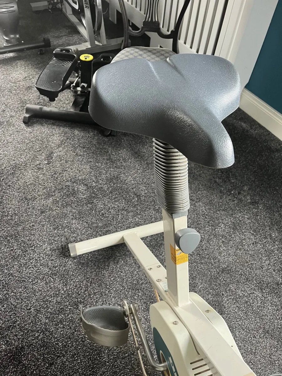 Exercise bike - Image 1