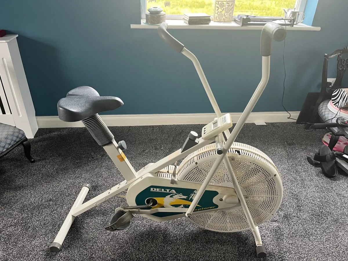 Exercise bike - Image 4