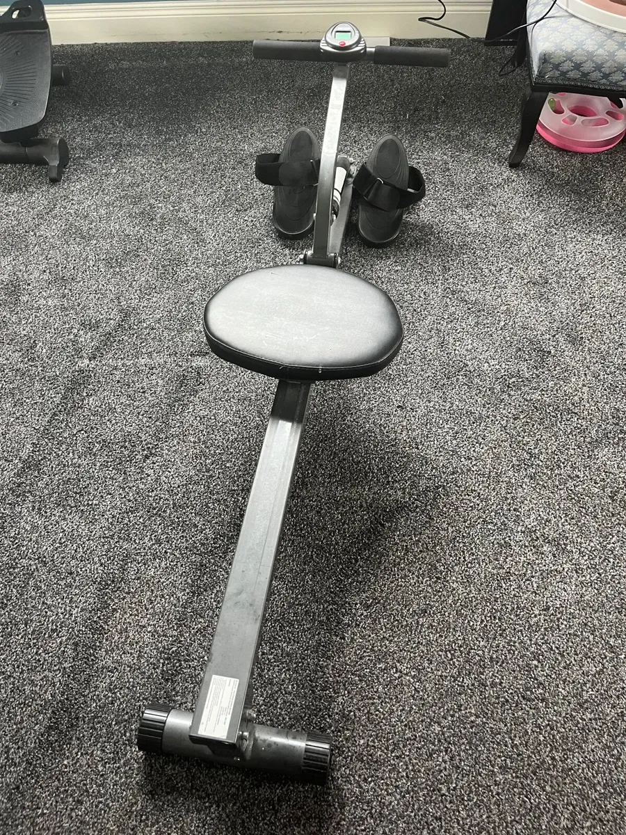 Rowing machine - Image 2