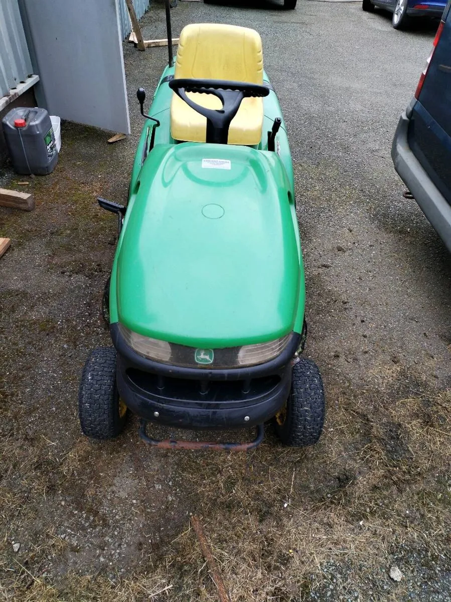 John deere lawnmower - Image 4