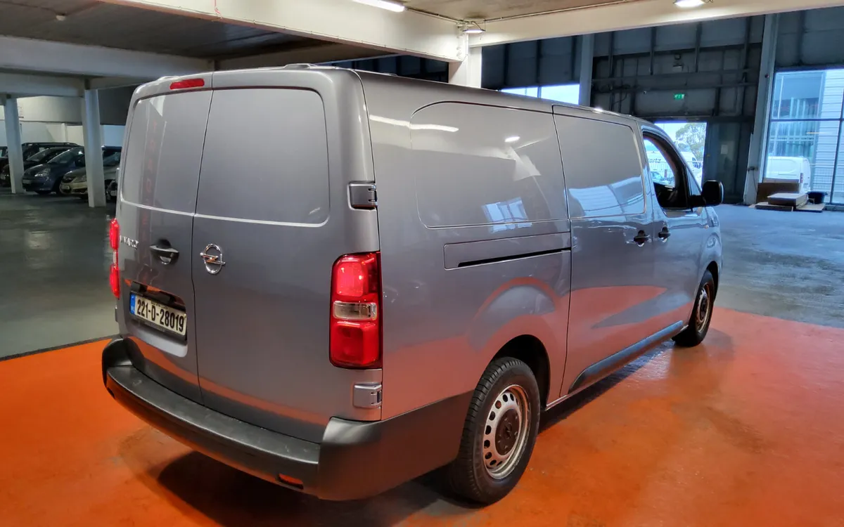 Opel Vivaro 2022 - Image 3