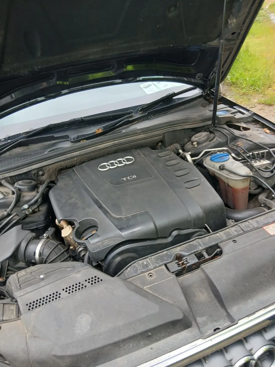 car - Image 3