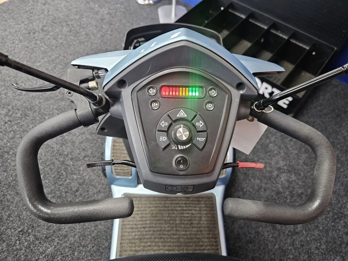 Pre-Owned Motion Healthcare Xcite Mobility Scooter - Image 3
