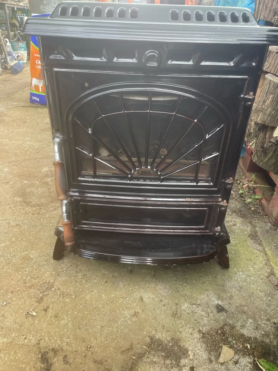 Stanley stove - Image 2