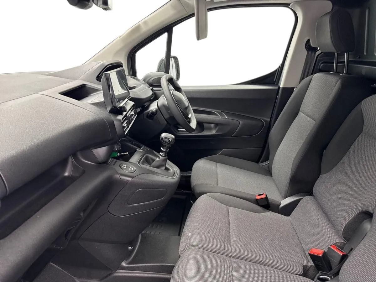 Peugeot Partner PRO PREMIUM *EX VAT* €115 PER WEEK - Image 2
