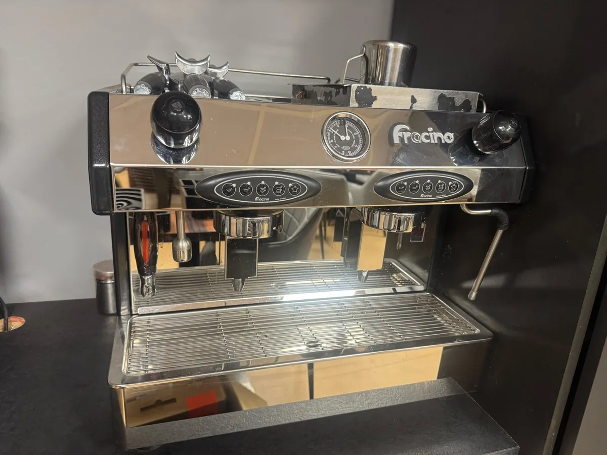 Coffee Machine and grinder - Image 2