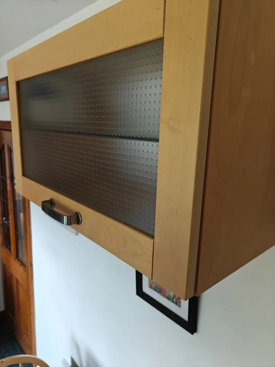 Kitchen cabinet - Image 3