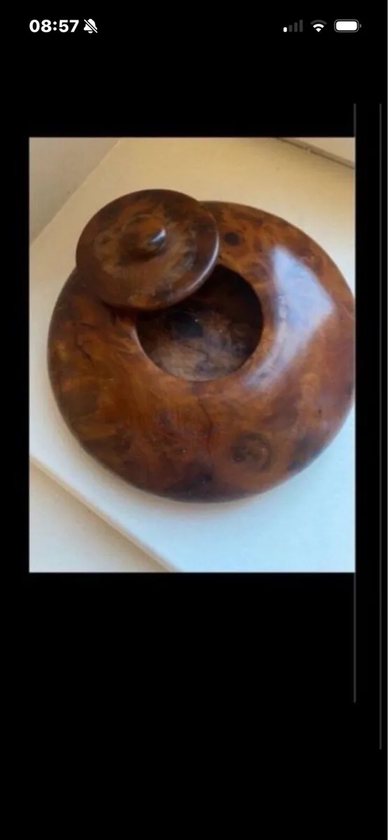 Handcrafted Walnut Jewellery/ Trinket Box - Image 4