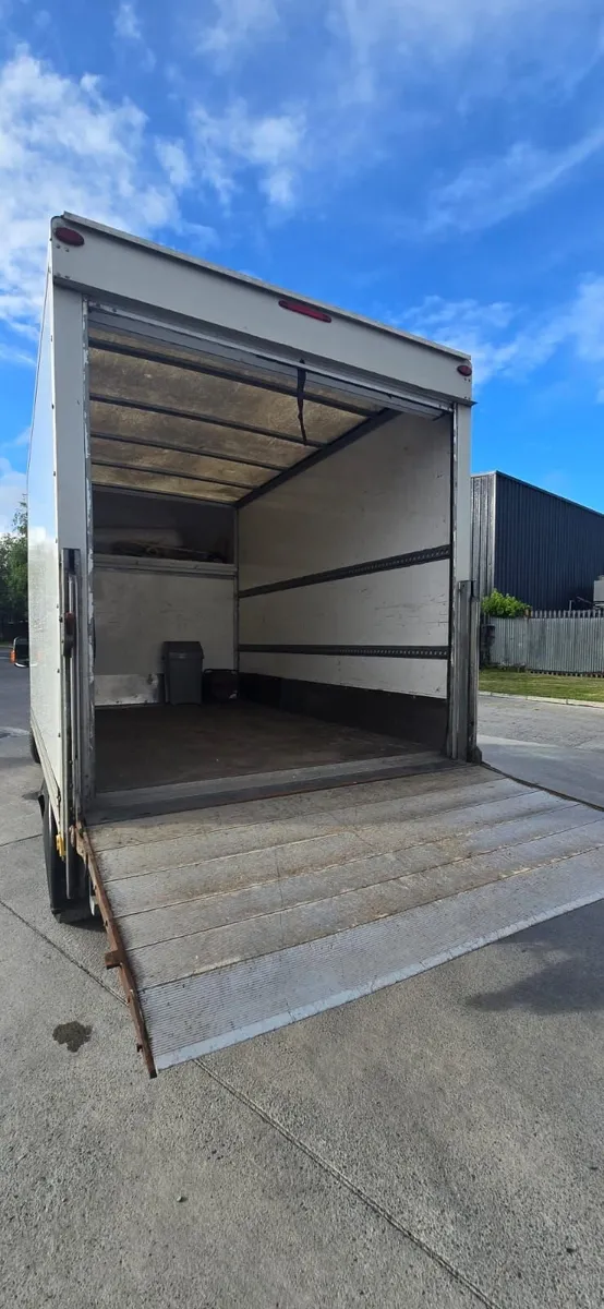 2016 Ford Transit Luton Box Van - Image 2