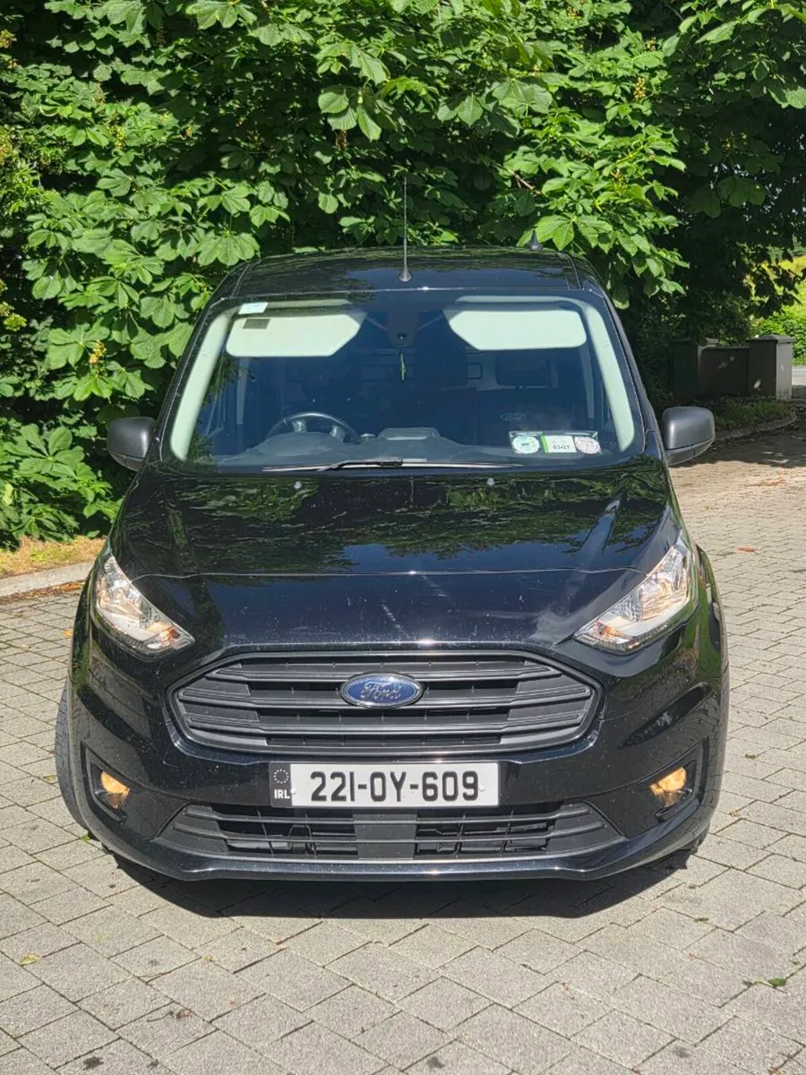 2022 Ford Transit Connect SWB - Image 2