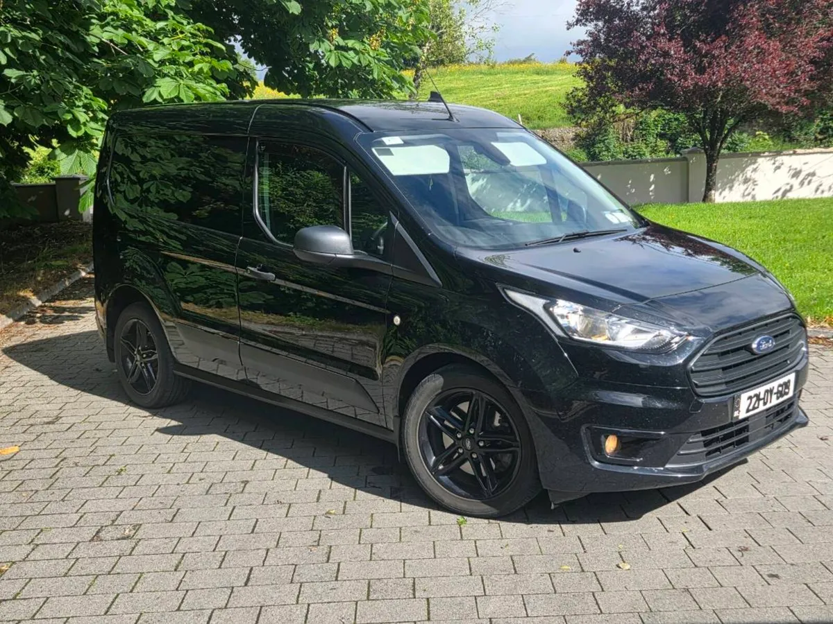 2022 Ford Transit Connect SWB - Image 3