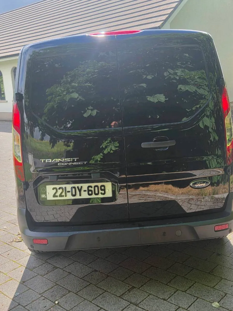 2022 Ford Transit Connect SWB - Image 4