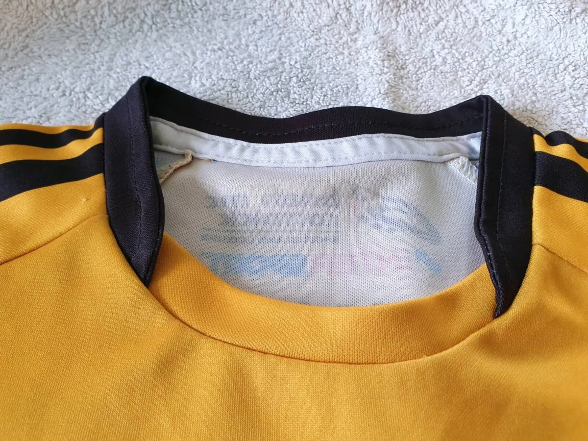 St Eunans Gaelic Football Home Jersey 2016 to 2017 - Image 3