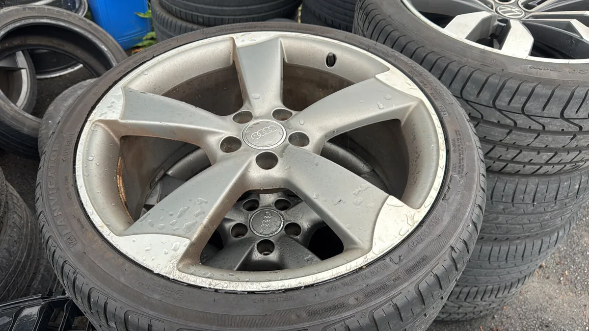 20” Ttrs genuine alloy and tyres