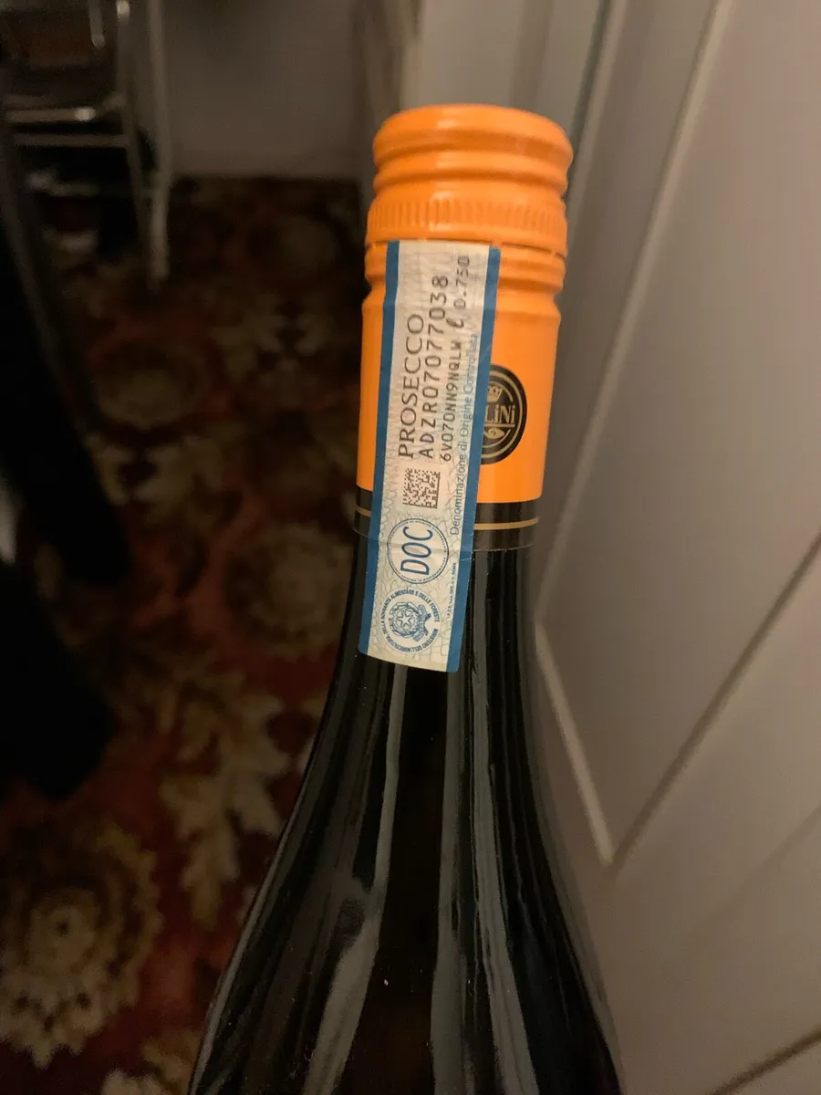 Italian Prosecco Frizzante - Image 2