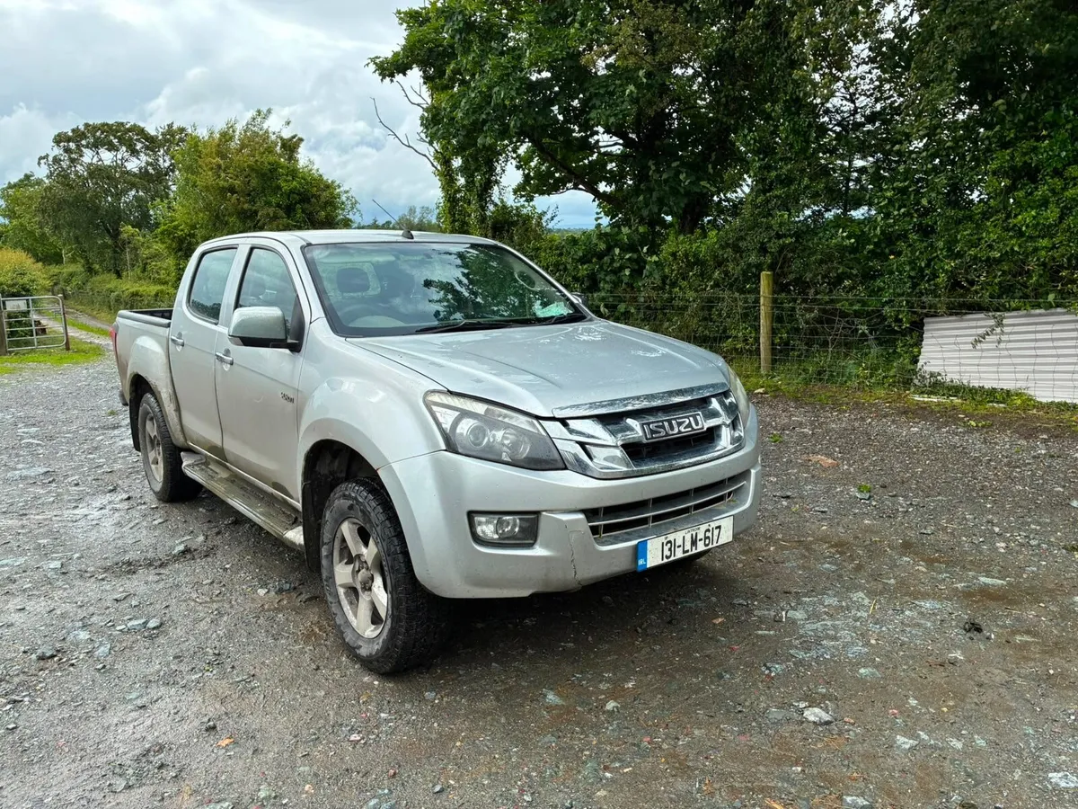 Isuzu D-Max 2013 - Image 1