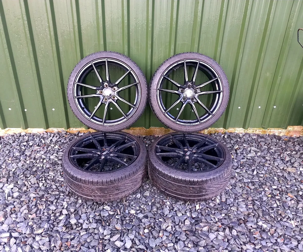 ■ 5x112 Alloys 19s in Excellent Condition ■ - Image 1