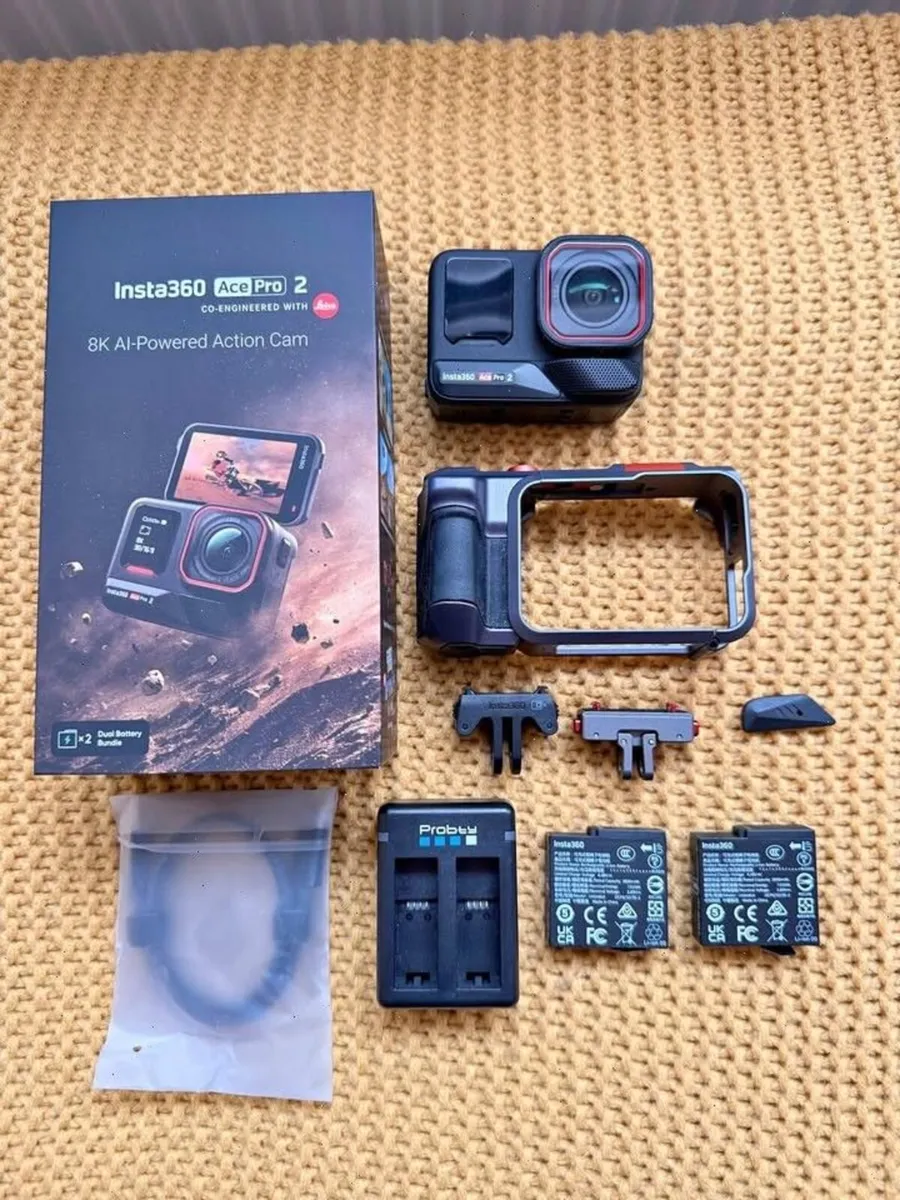 Insta360 Ace Pro 2 + accessories - Image 1