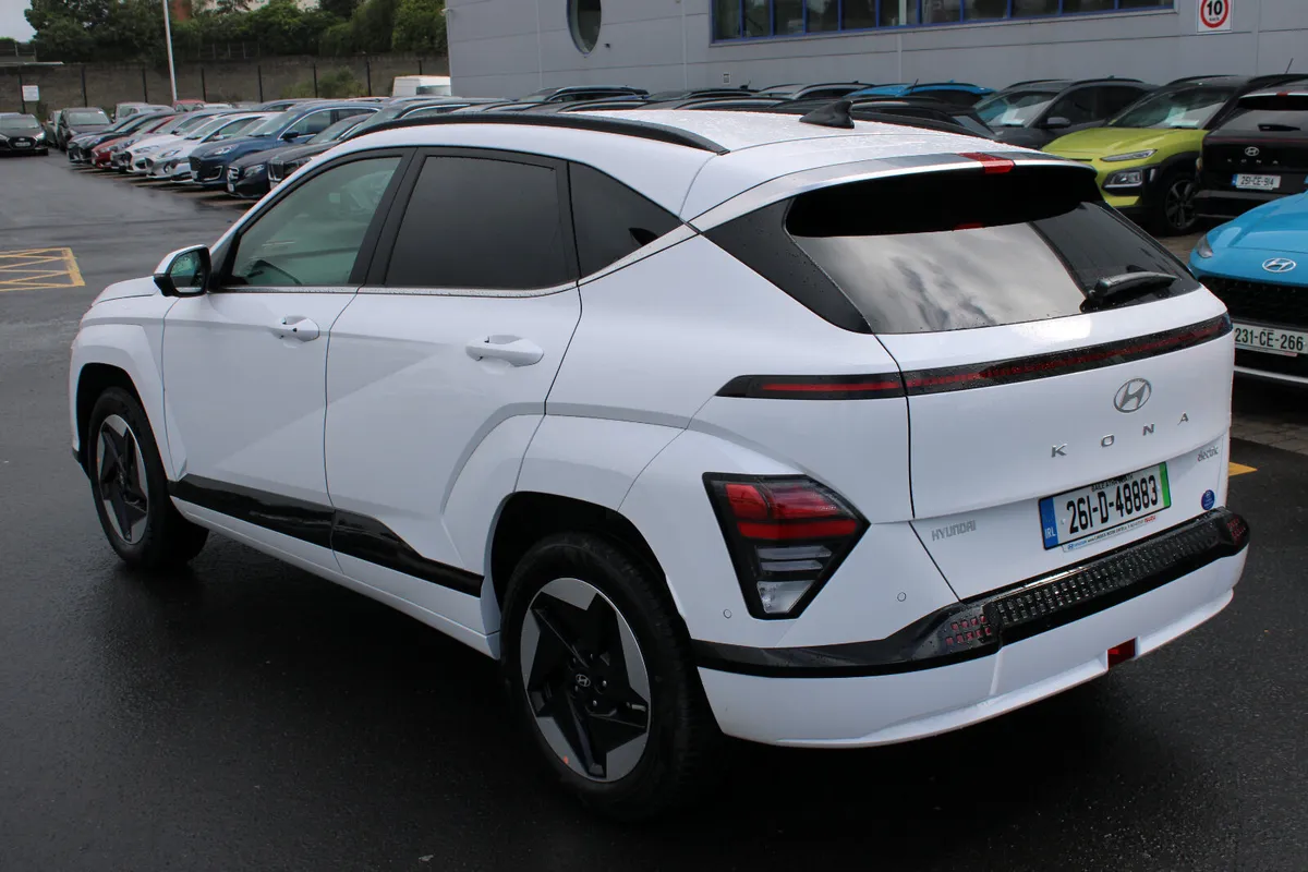 Hyundai Kona EV Platinum 65 kw - Image 3