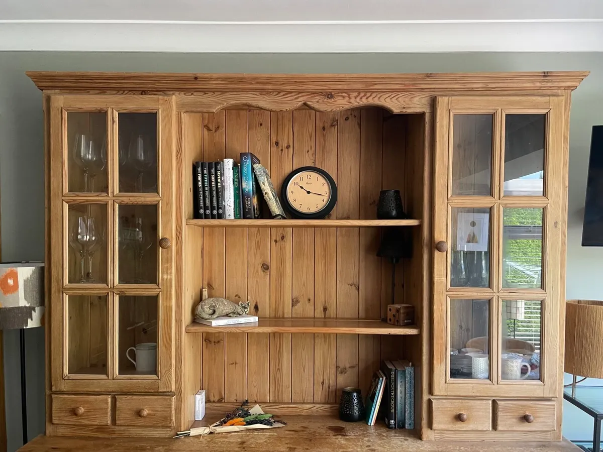 Dresser top