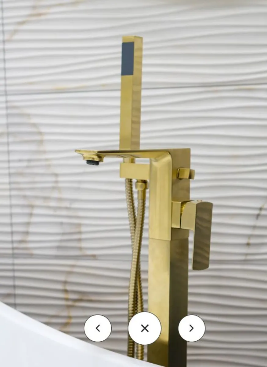 Complete Freestanding Bath Suite -Brushed Brass - Image 2