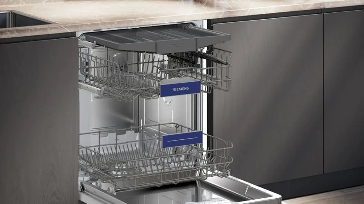 Siemens iQ300 XL Fully Integrated 60cm Dishwasher SX73HX10VG - Image 2
