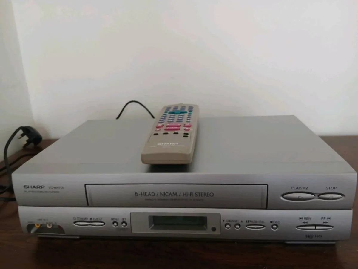 Sharp vhs player - Image 1