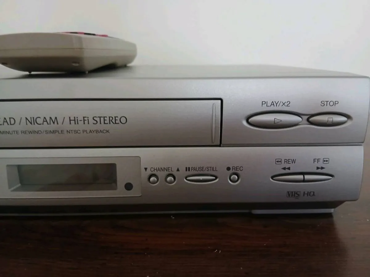 Sharp vhs player - Image 3