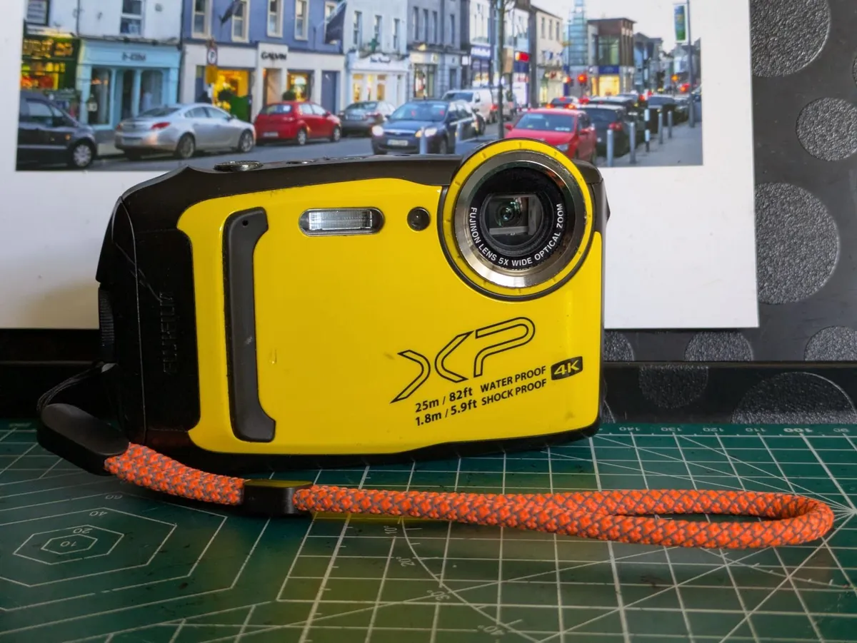 Fujifilm XP140 underwater digital compact camera - Image 1