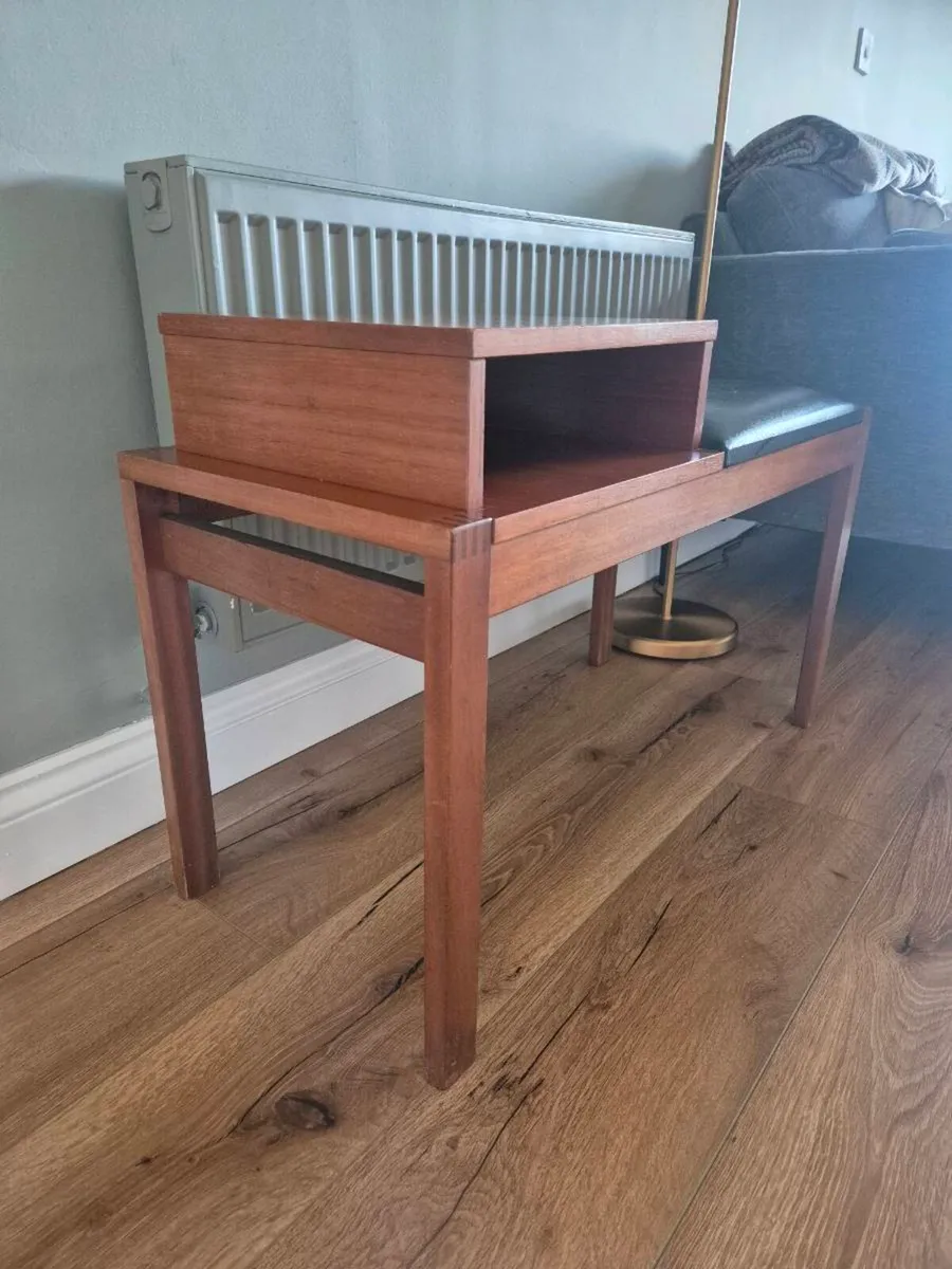 Vintage hall telephone table/seat - Image 2