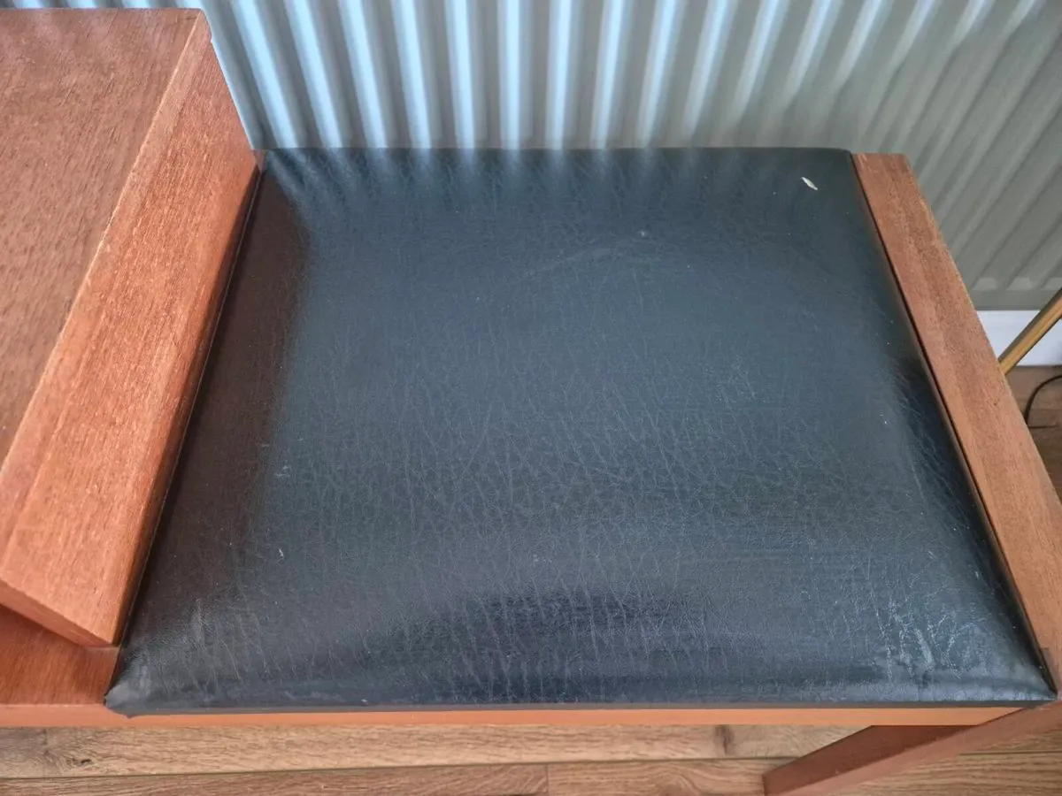 Vintage hall telephone table/seat - Image 3