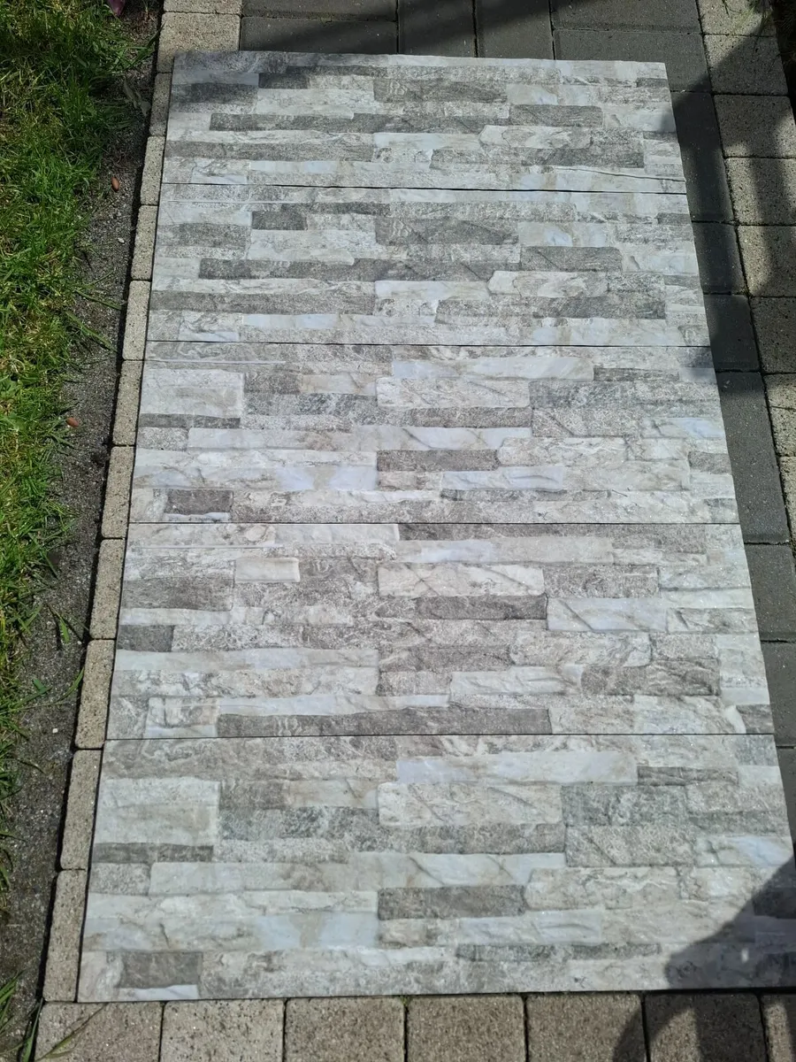 Ceramic tiles .made in Spain.  13.5 boxes. - Image 4