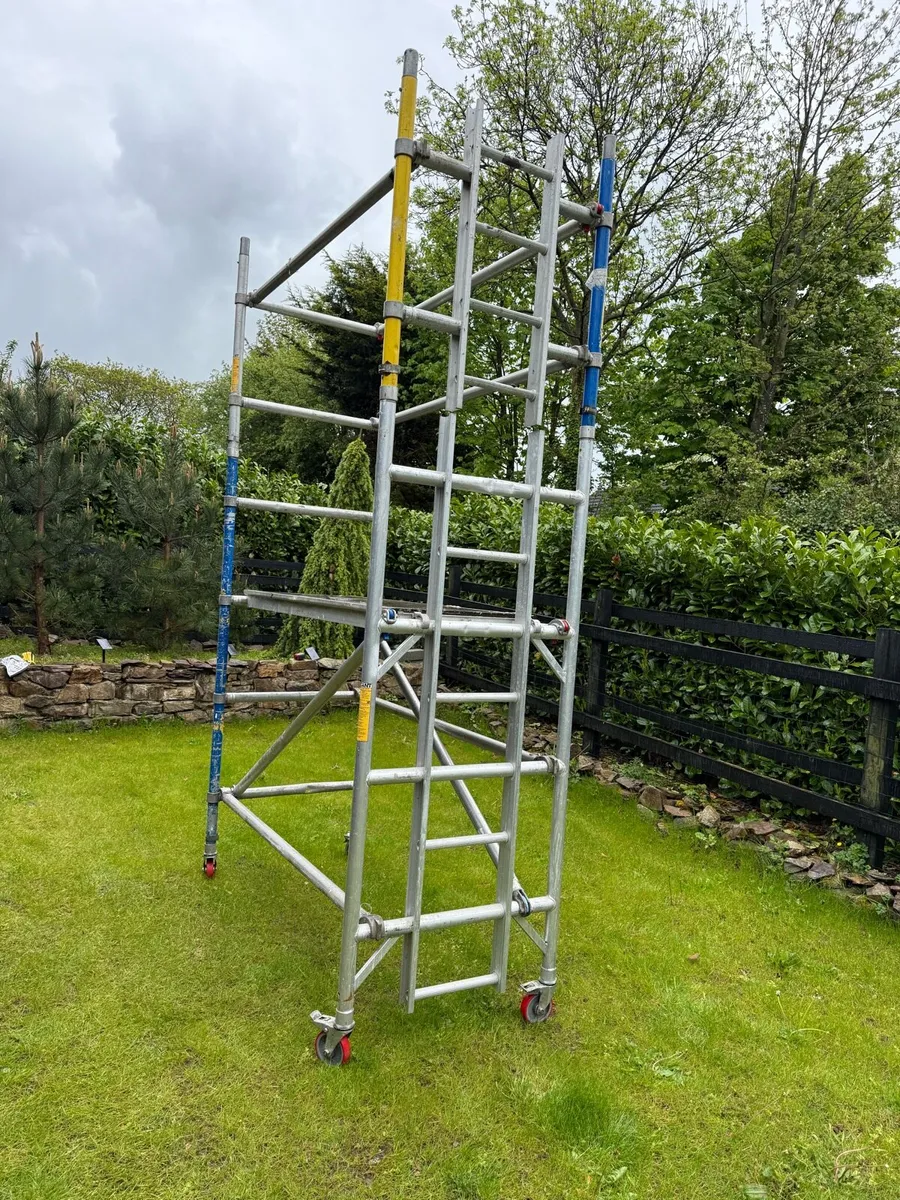 Aluminium tower, scaffolding - Image 4