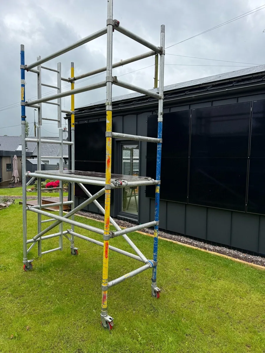 Aluminium tower, scaffolding - Image 1