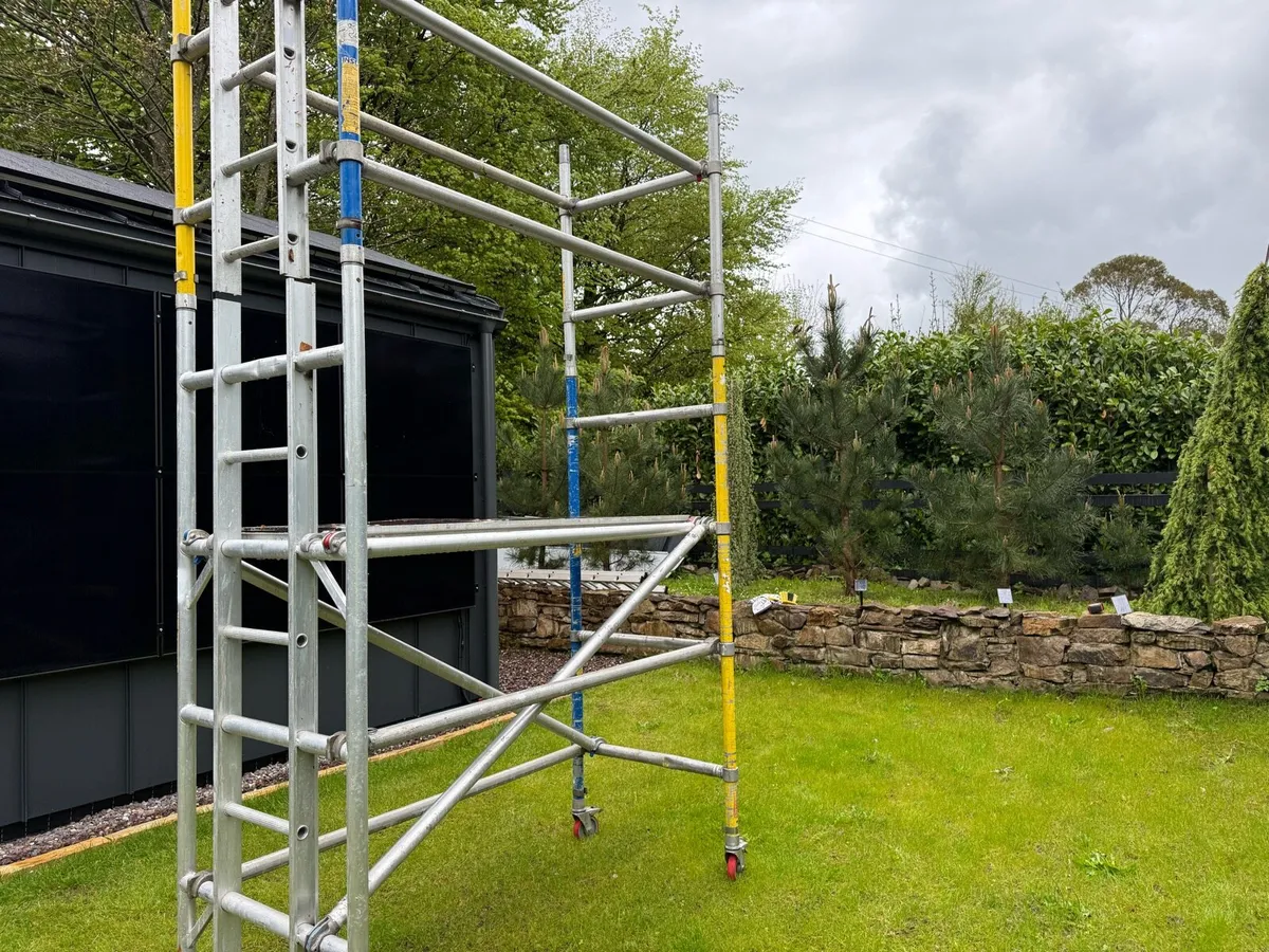 Aluminium tower, scaffolding - Image 2
