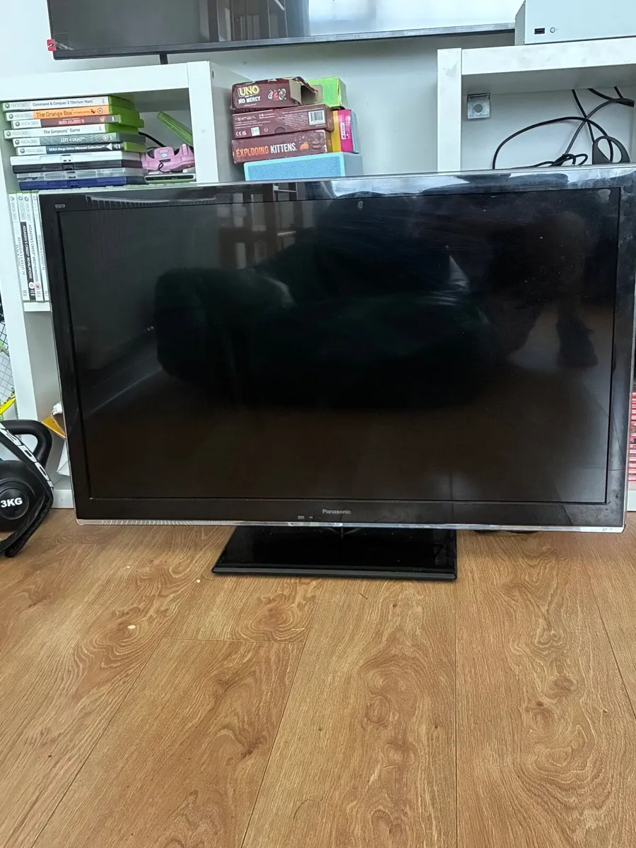 Panasonic 40 inch HD TV - Image 3