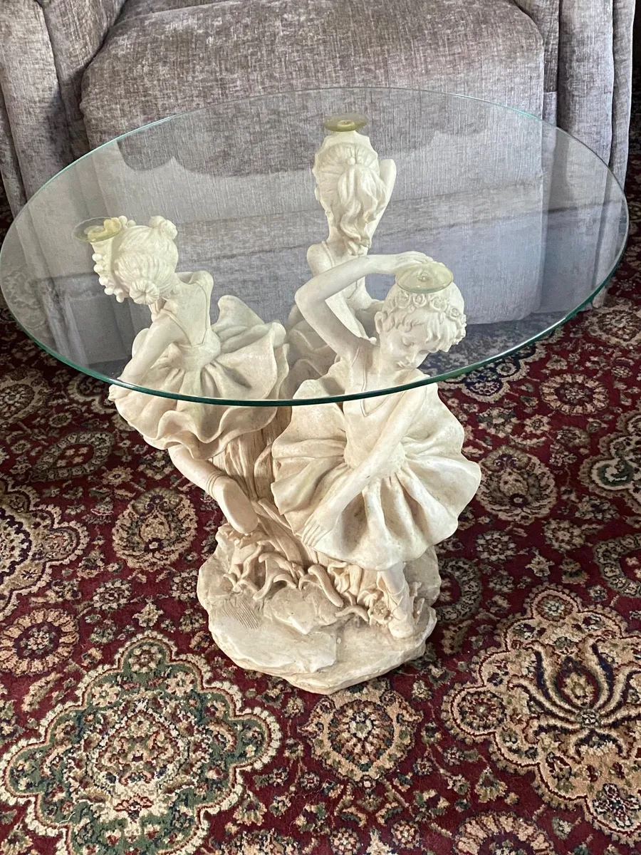Occasional table - Image 1