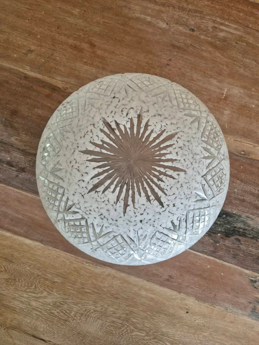 Art Deco flycatcher white glass ceiling light - Image 3