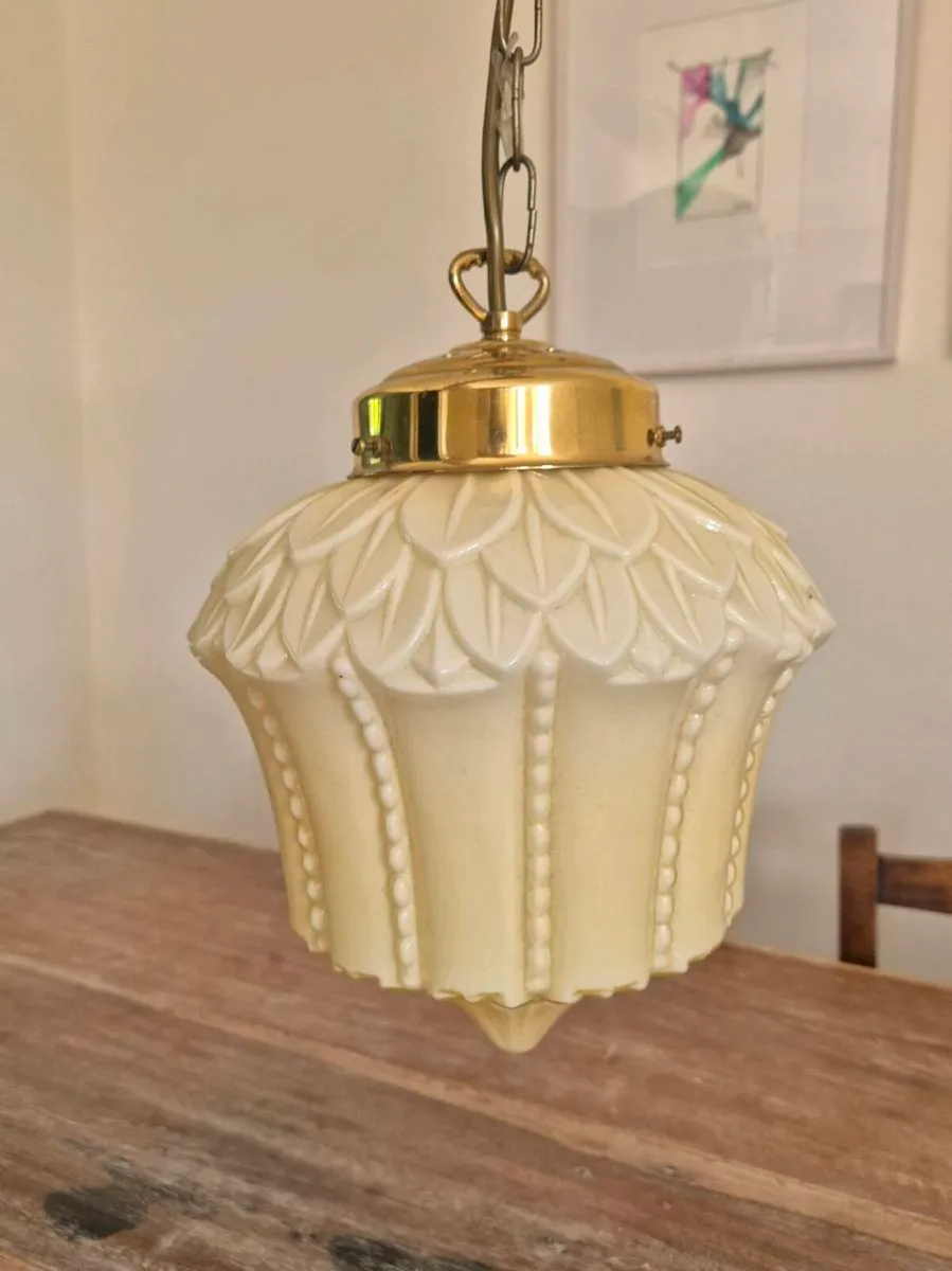Art Deco Cream Glass Ceiling light - Image 1