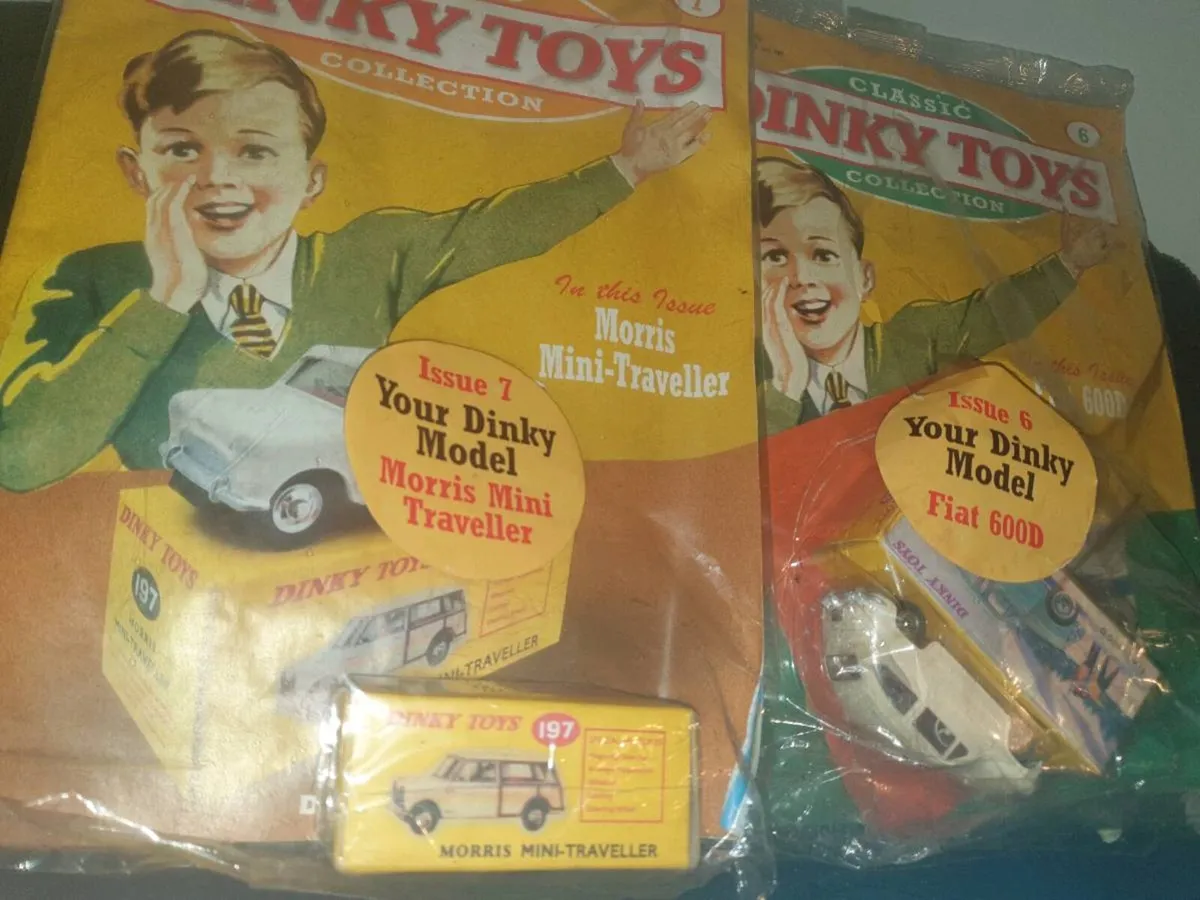 2 SEAL DINKY DIE.CAST MAGAZINES - Image 1