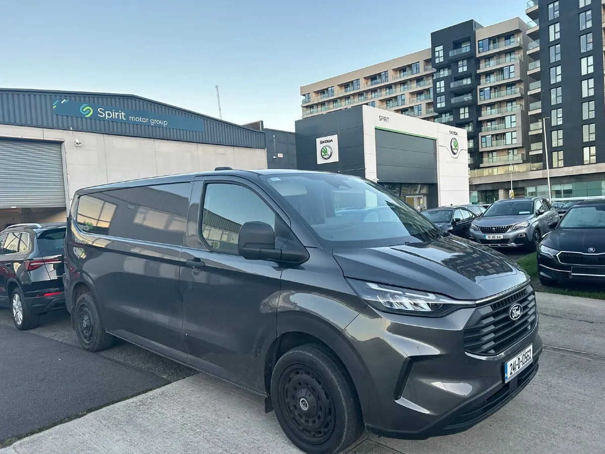 Ford Transit Custom 2024 - Image 4
