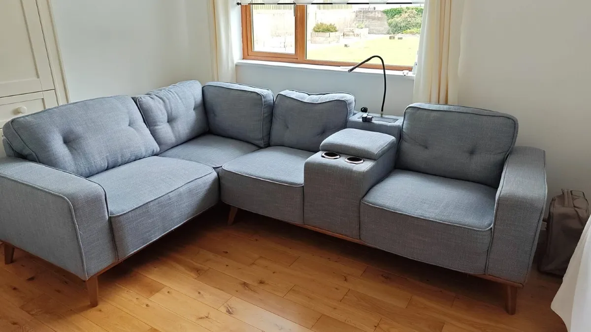 Corner sofa unit for sale - Image 1