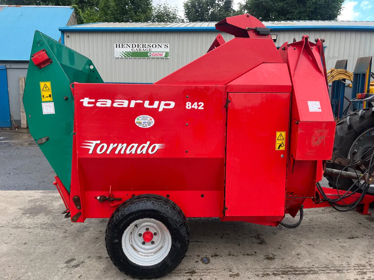 Tarrup  842 tornado straw bedder - Image 4