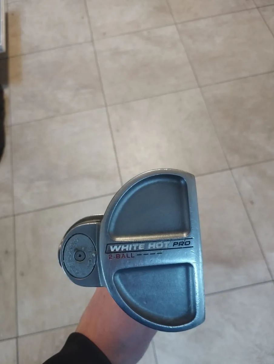 Odyssey 2 ball Putter - Image 4