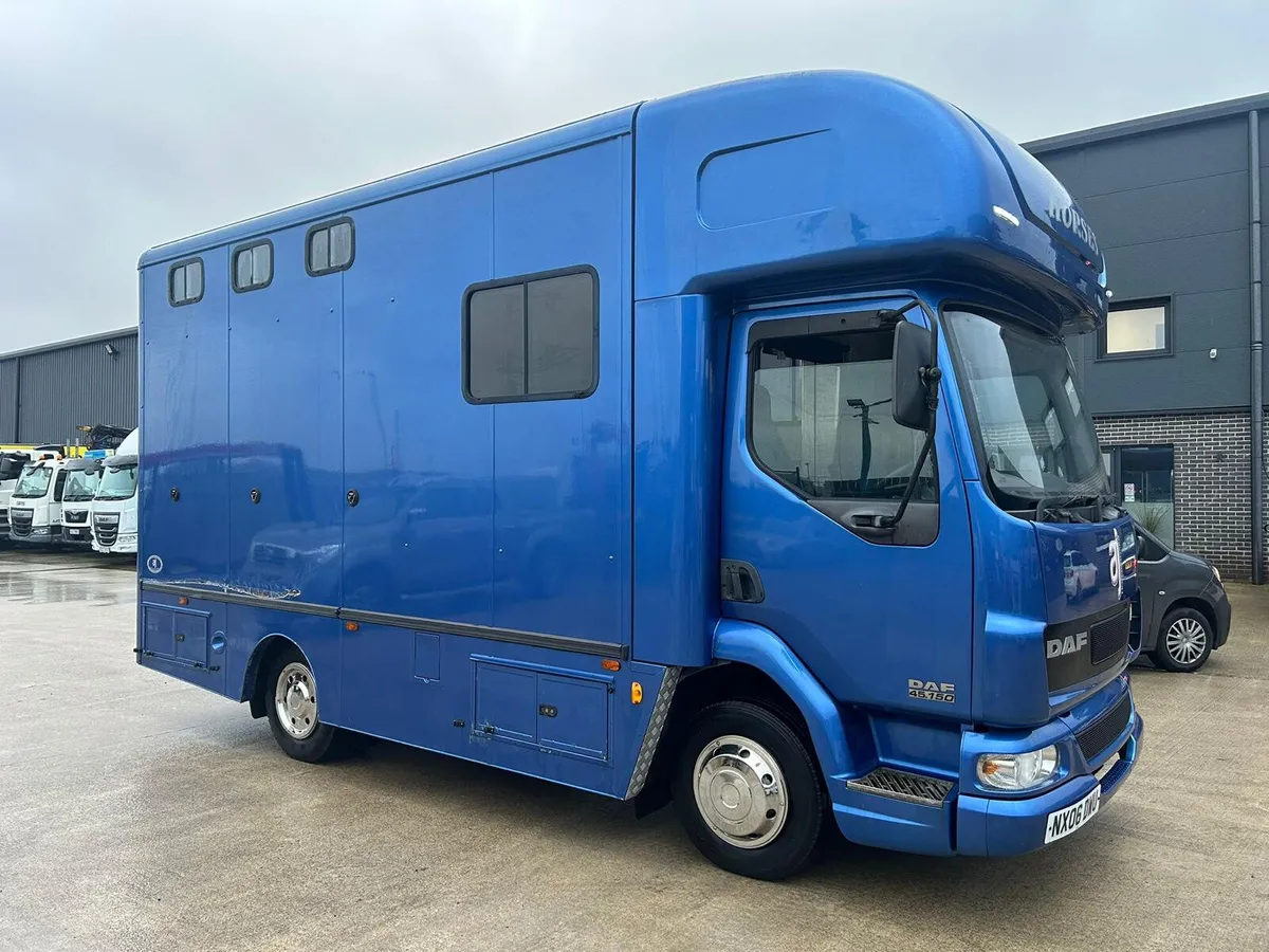 2006 DAF LF 45-150 Horsebox - Image 1