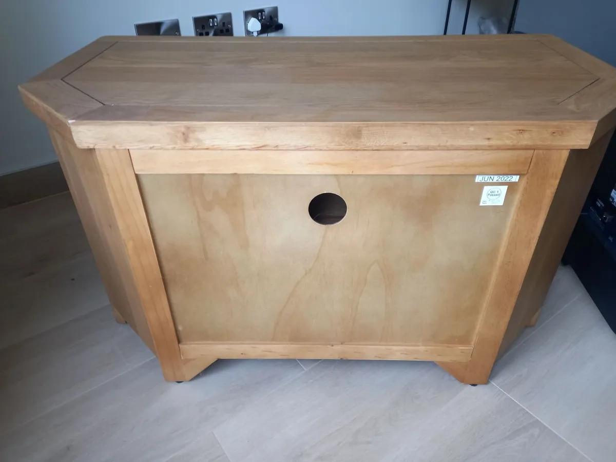 Corner TV Unit - Image 2
