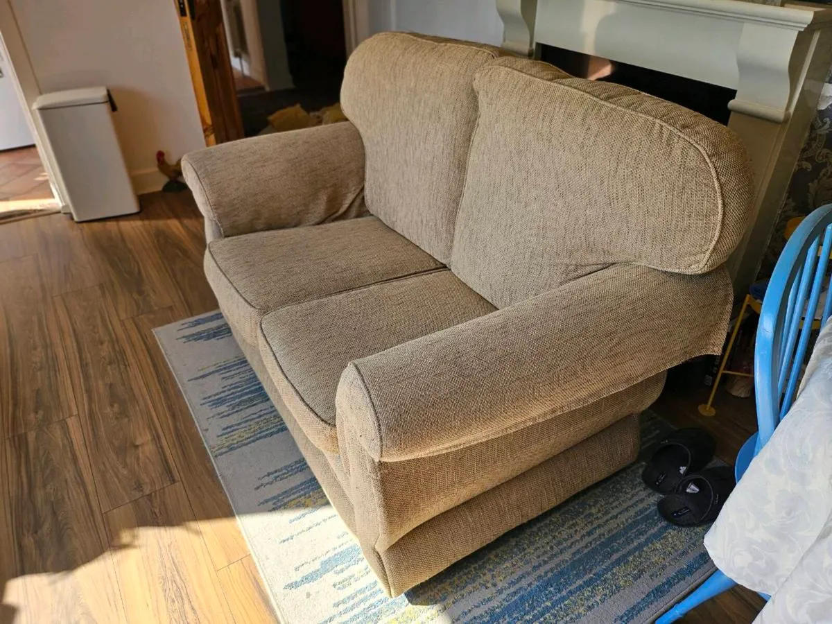 2 Seater Sofa - Image 3