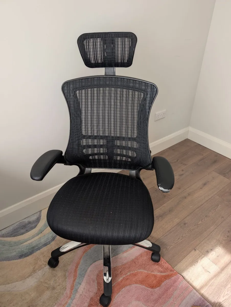 Office desk - Image 4