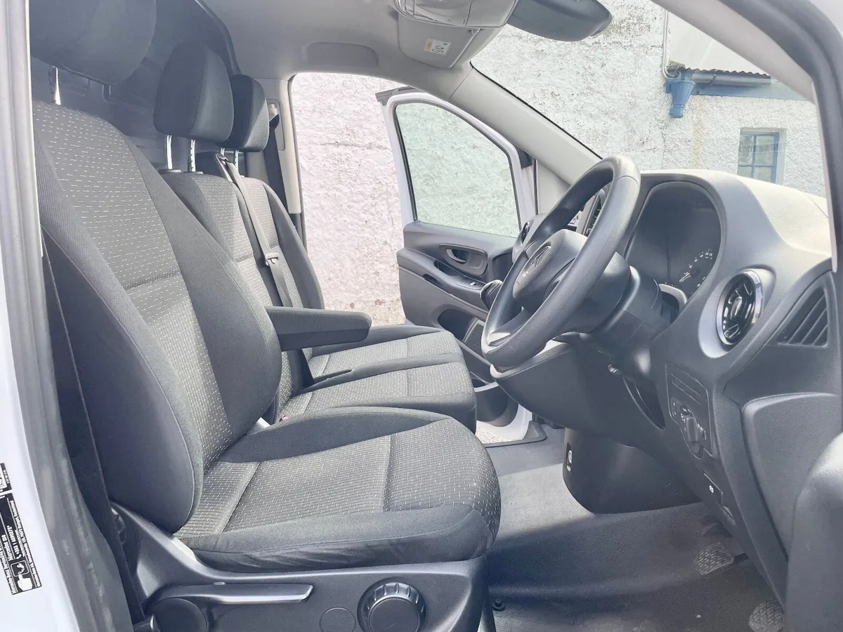 Mercedes-Benz Vito 110 Base 2.0CDI RWD LWB,2023 - Image 4